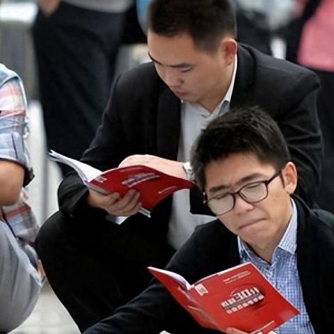 今日汽油价位表最新,今日汽油最新价格调整信息