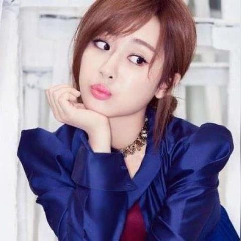 父亲新闻头条直播观看,关于父亲的新闻稿